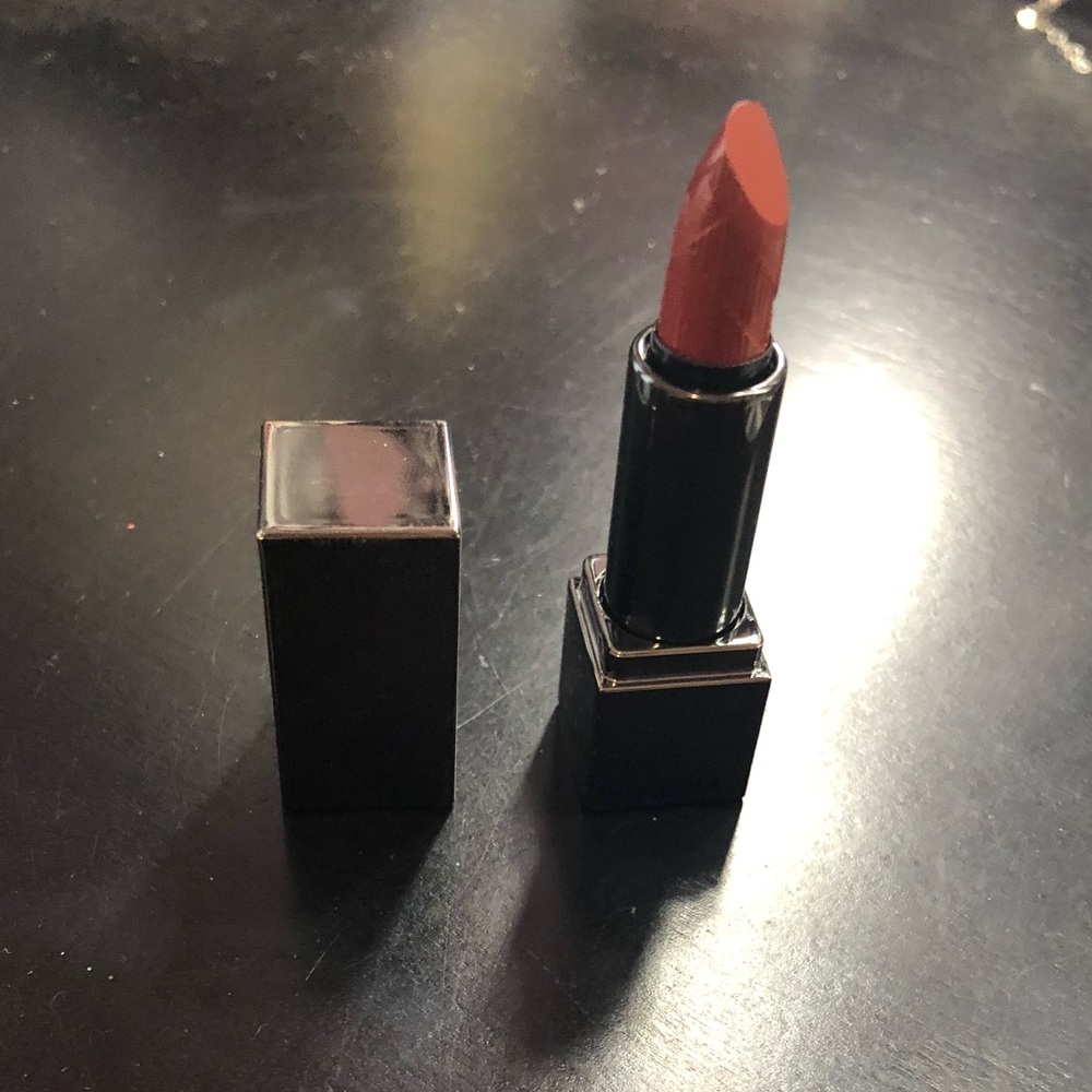 Burberry travel size lipstick